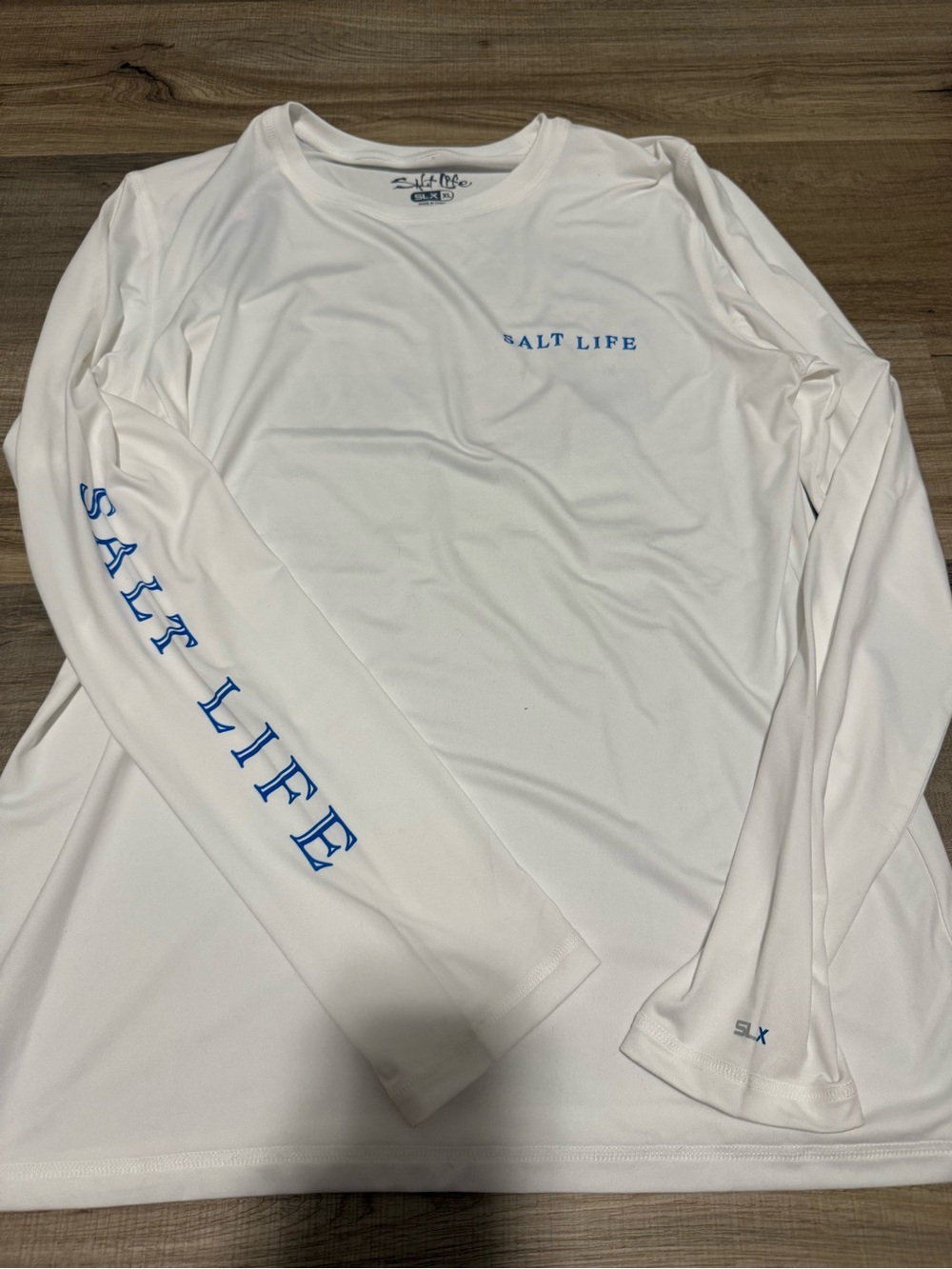 NWT Salt Life Women’s White Long-Sleeve Sun Shirt